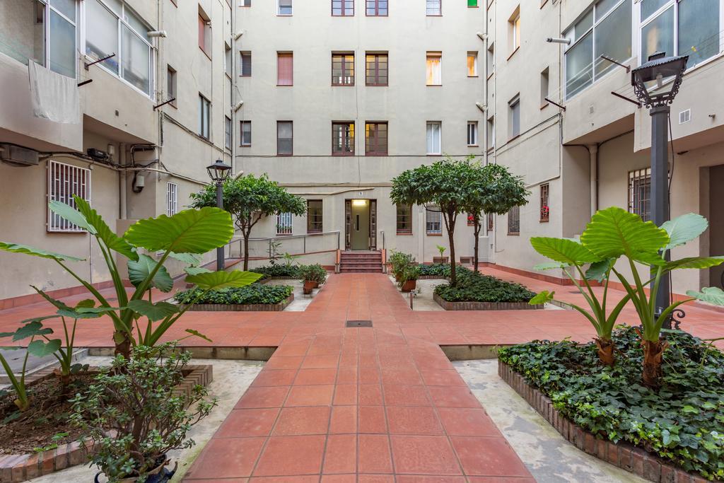 Moreryadom, Barcelona